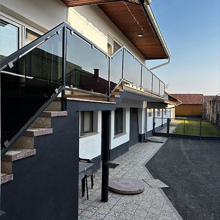Apartman Kuća 150 Mala Subotica Dış mekan fotoğraf