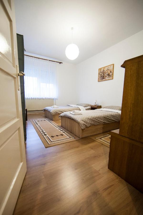 Apartman Kuća 150 Daire Mala Subotica Dış mekan fotoğraf